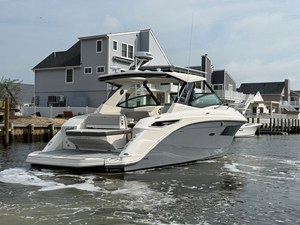 Sea Ray 320 SUNDANCER 11 2021 Sea Ray 320 SUNDANCER 12