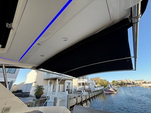 Sea Ray 320 SUNDANCER 34 2021 Sea Ray 320 SUNDANCER 35