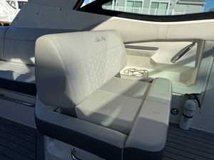 Sea Ray 320 SUNDANCER 44 2021 Sea Ray 320 SUNDANCER 45