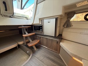 Sea Ray 320 SUNDANCER 61 2021 Sea Ray 320 SUNDANCER 62