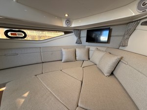Sea Ray 320 SUNDANCER 62 2021 Sea Ray 320 SUNDANCER 63