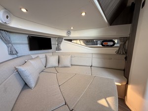 Sea Ray 320 SUNDANCER 63 2021 Sea Ray 320 SUNDANCER 64