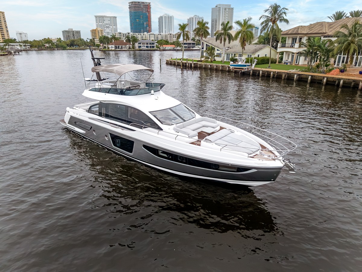 2026 Azimut S7 4