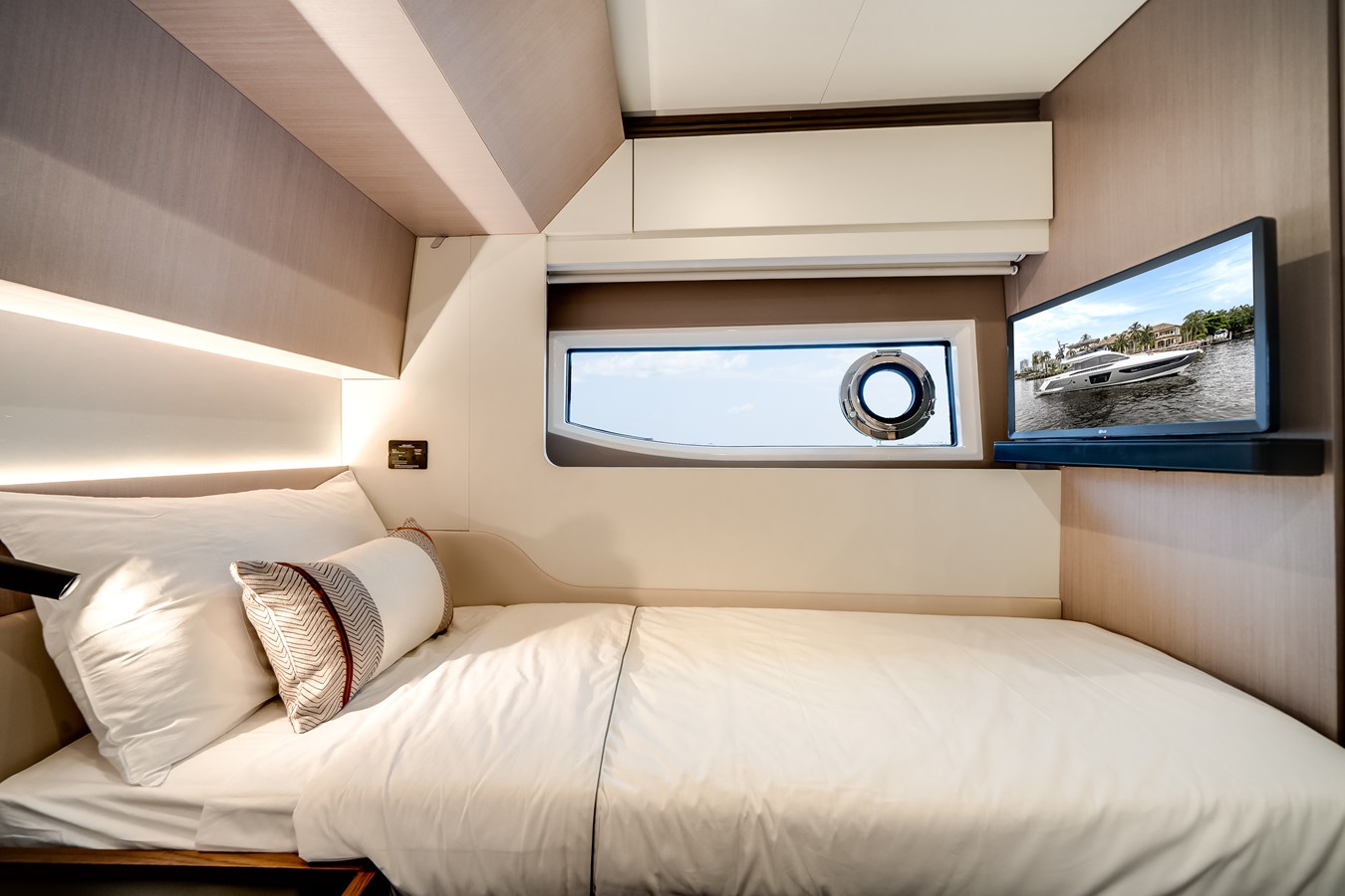2026 Azimut S7 24