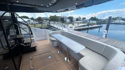 Cruisers Yachts 57 FLY 12 2026 Cruisers Yachts 57 FLY 13