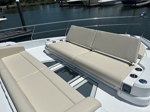 Cruisers Yachts 57 FLY 23 2026 Cruisers Yachts 57 FLY 24