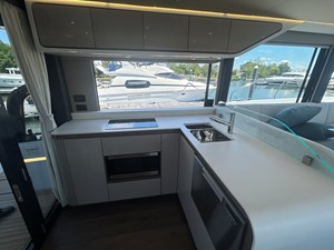 Cruisers Yachts 57 FLY 24 2026 Cruisers Yachts 57 FLY 25