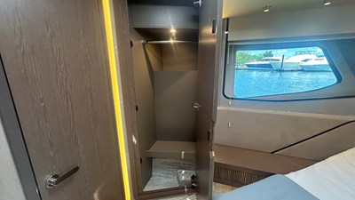 Cruisers Yachts 57 FLY 47 2026 Cruisers Yachts 57 FLY 48