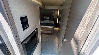 Cruisers Yachts 57 FLY 52 2026 Cruisers Yachts 57 FLY 53