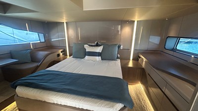 Cruisers Yachts 57 FLY 54 2026 Cruisers Yachts 57 FLY 55