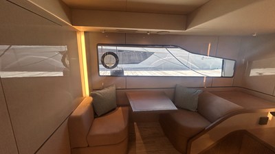 Cruisers Yachts 57 FLY 56 2026 Cruisers Yachts 57 FLY 57