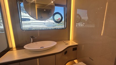 Cruisers Yachts 57 FLY 59 2026 Cruisers Yachts 57 FLY 60