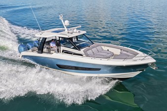 Boston Whaler 420 OUTRAGE 0 2023 Boston Whaler 420 OUTRAGE 1