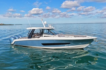 Boston Whaler 420 OUTRAGE 3 2023 Boston Whaler 420 OUTRAGE 4