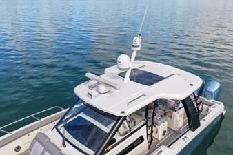 Boston Whaler 420 OUTRAGE 13 2023 Boston Whaler 420 OUTRAGE 14