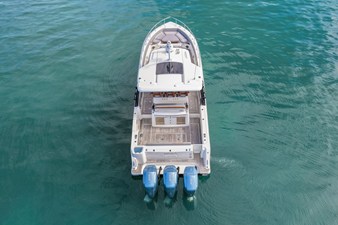 Boston Whaler 420 OUTRAGE 28 2023 Boston Whaler 420 OUTRAGE 29