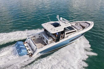 Boston Whaler 420 OUTRAGE 33 2023 Boston Whaler 420 OUTRAGE 34