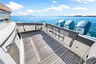 Boston Whaler 420 OUTRAGE 58 2023 Boston Whaler 420 OUTRAGE 59