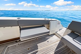 Boston Whaler 420 OUTRAGE 62 2023 Boston Whaler 420 OUTRAGE 63