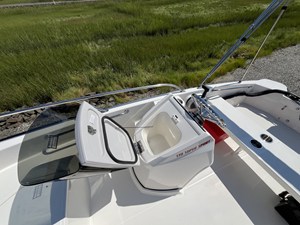 Boston Whaler 130 Super Sport 7 2027 Boston Whaler 130 Super Sport 8