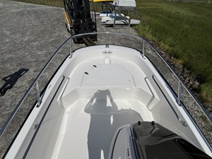 Boston Whaler 130 Super Sport 8 2027 Boston Whaler 130 Super Sport 9