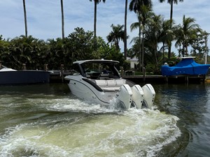Sea Ray SLX 360 OUTBOARD 9 2026 Sea Ray SLX 360 OUTBOARD 10