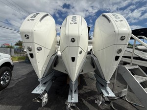 Sea Ray SLX 360 OUTBOARD 18 2026 Sea Ray SLX 360 OUTBOARD 19