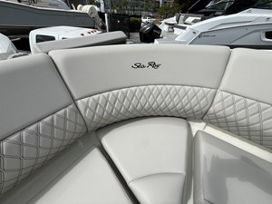 Sea Ray SLX 360 OUTBOARD 32 2026 Sea Ray SLX 360 OUTBOARD 33