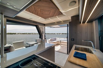 Nauti Cookie 44 
