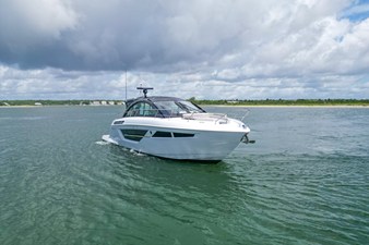 Cruisers Yachts 50 Cantius 1 2025 Cruisers Yachts 50 Cantius 2