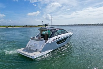 Cruisers Yachts 50 Cantius 11 2025 Cruisers Yachts 50 Cantius 12