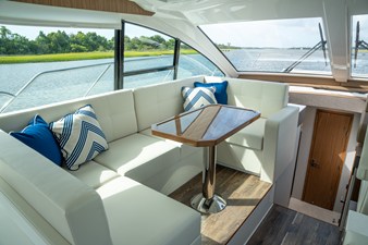 Cruisers Yachts 50 Cantius 28 2025 Cruisers Yachts 50 Cantius 29