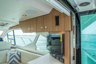 Cruisers Yachts 50 Cantius 52 2025 Cruisers Yachts 50 Cantius 53