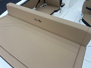 2027 Sea Ray SPX 210 8