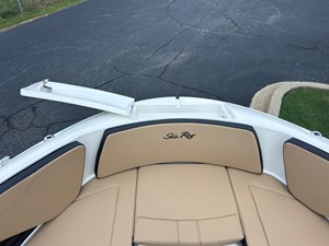 2027 Sea Ray SPX 210 30