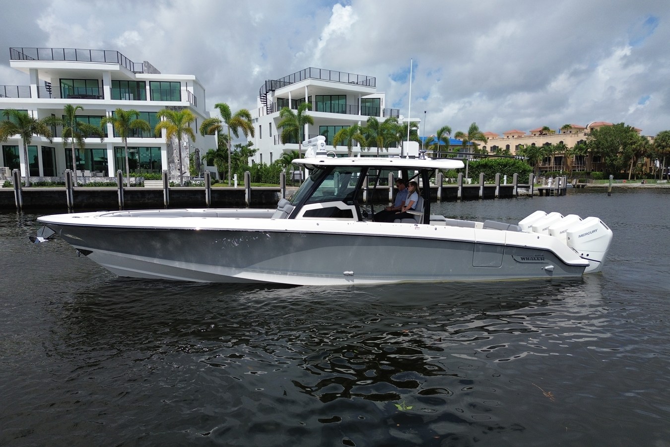 2027 Boston Whaler 380 Outrage 3