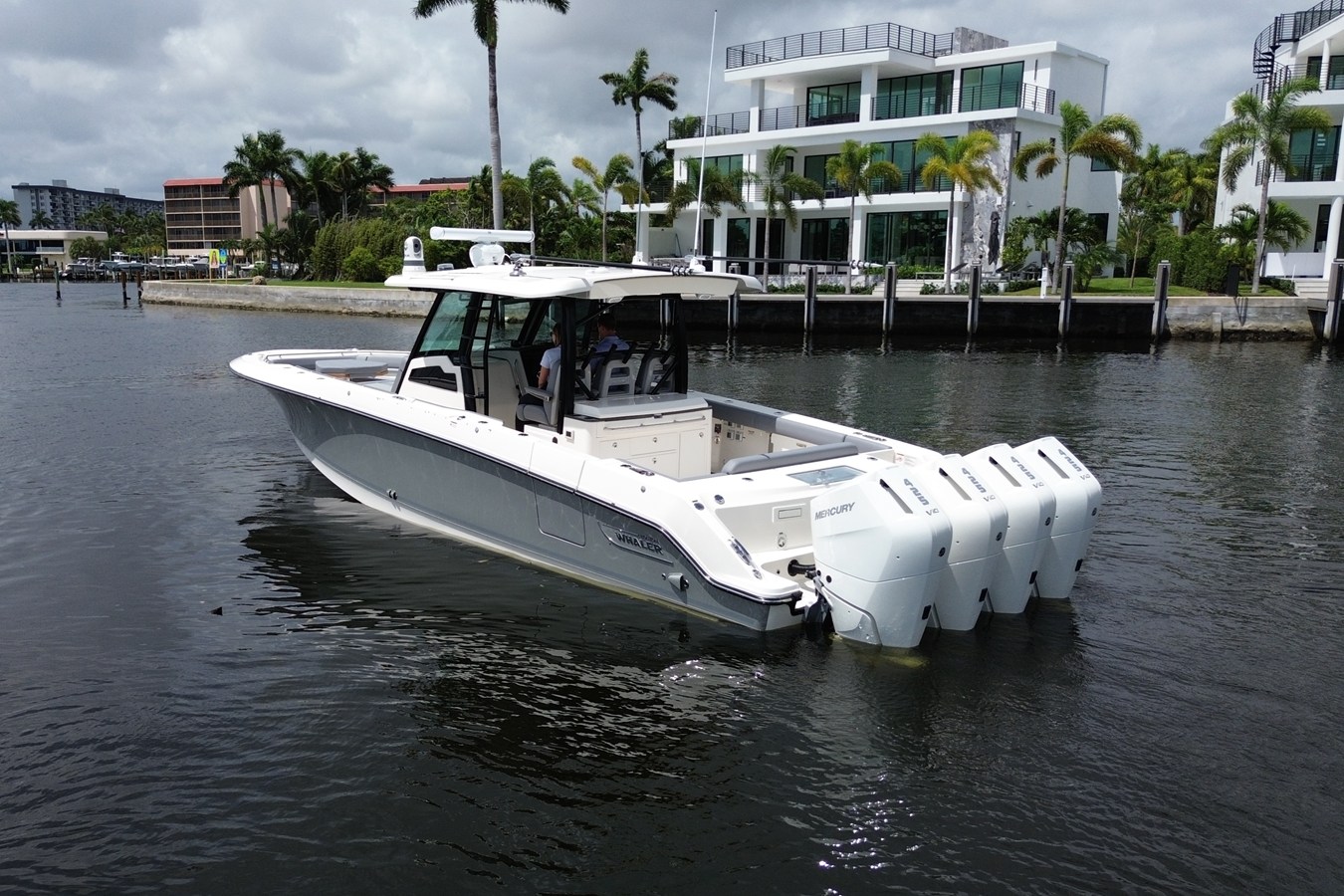 2027 Boston Whaler 380 Outrage 7