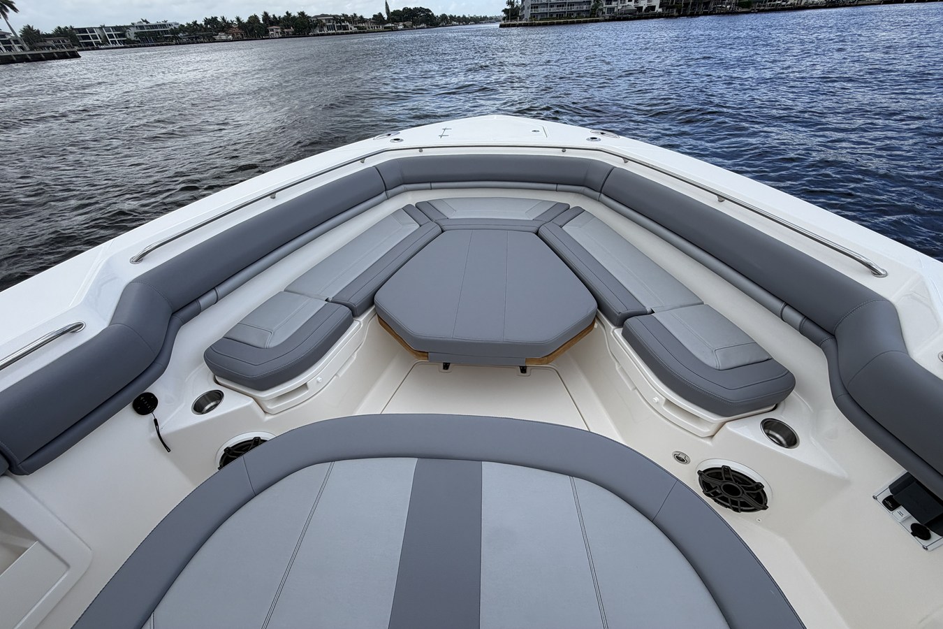 2027 Boston Whaler 380 Outrage 36