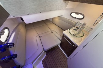 2027 Boston Whaler 380 Outrage 40