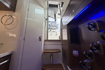 2027 Boston Whaler 380 Outrage 42