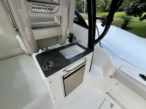 2027 Boston Whaler 285 Conquest 12