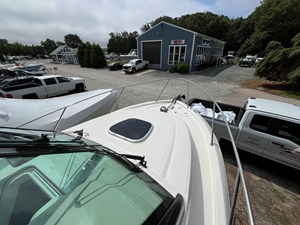 2027 Boston Whaler 285 Conquest 33