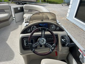 2018 Trifecta 2.75 S SERIES 15