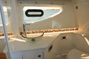 Sea Ray 370 SUNDANCER 43 2025 Sea Ray 370 SUNDANCER 44