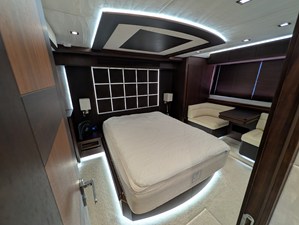 Galeon 640 FLY 64 2018 Galeon 640 FLY 70