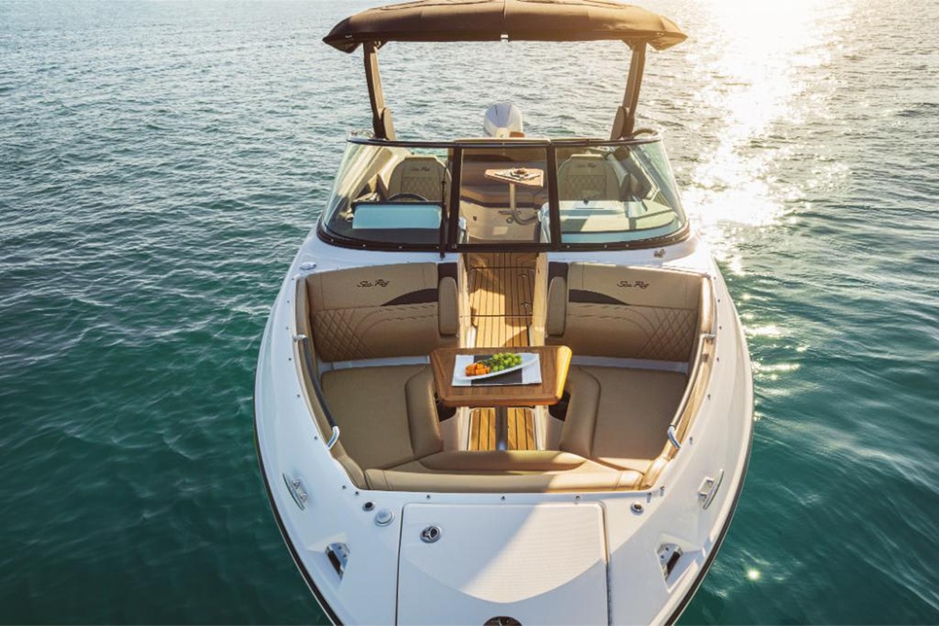 2027 Sea Ray SLX 260 Outboard 17