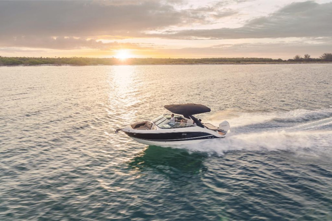 2027 Sea Ray SLX 260 Outboard 24