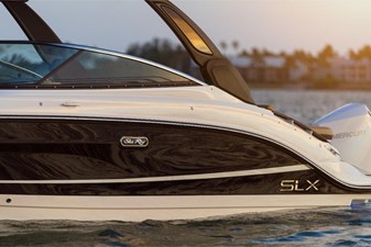 2027 Sea Ray SLX 260 Outboard 13