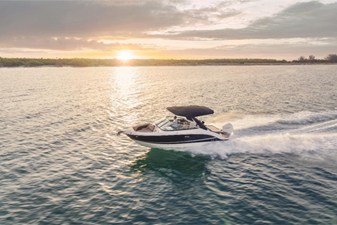 2027 Sea Ray SLX 260 Outboard 24