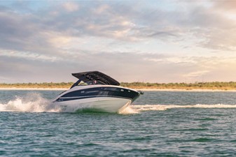 2027 Sea Ray SLX 260 Outboard 26